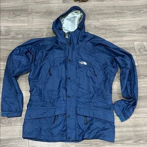 The North Face Men's blue Raincoat vtg dead stock
